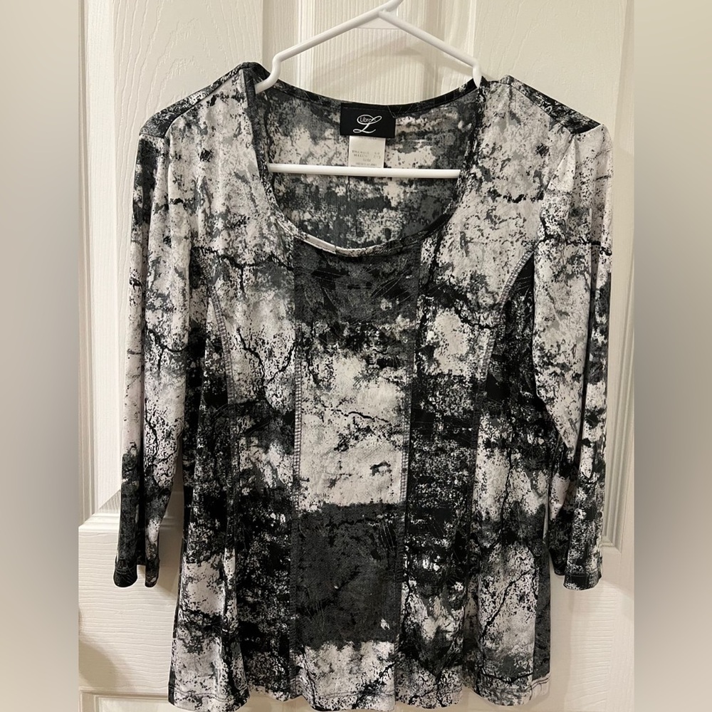 Libra  Blouse Beautiful blouse comfortable.
Size M